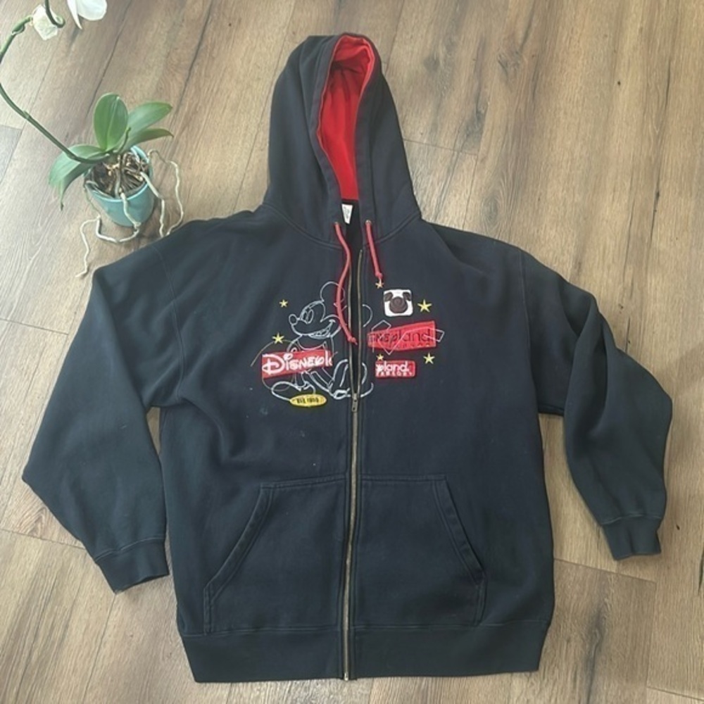 Disney Land Sweater !! Xl